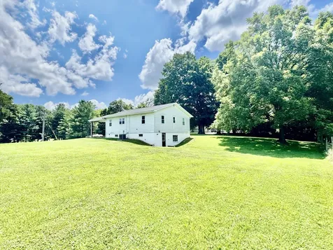 2959 Gil Gal Road Heltonville IN 47436