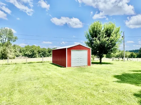 2959 Gil Gal Road Heltonville IN 47436