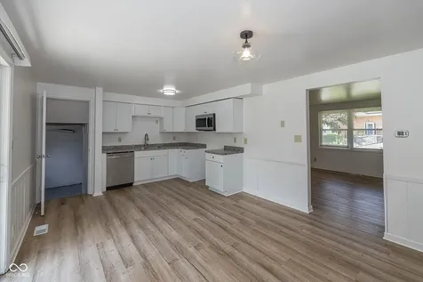 6525 Doris Drive Indianapolis IN 46214