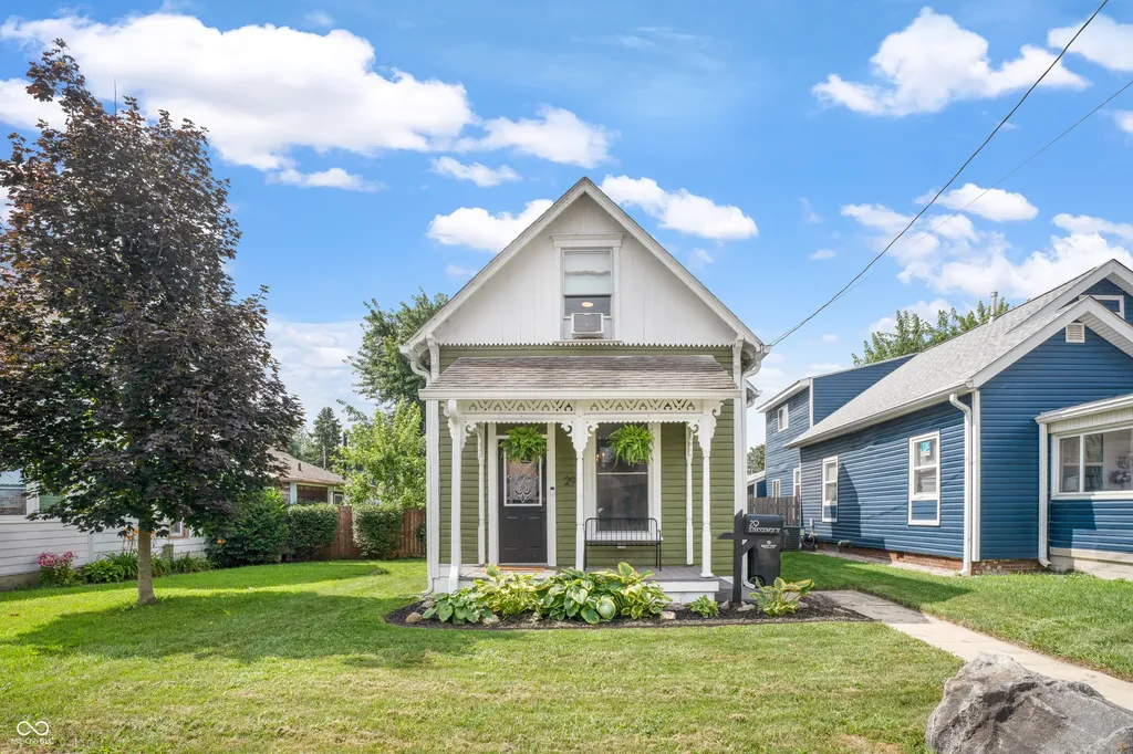 29 E Broadway Street Greenwood IN 46143