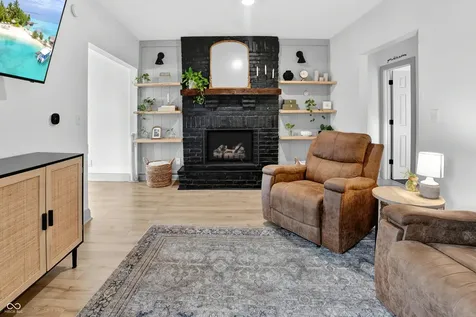 29 E Broadway Street Greenwood IN 46143