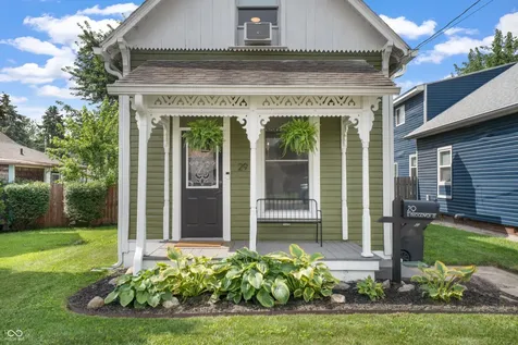 29 E Broadway Street Greenwood IN 46143