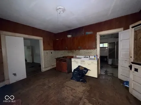 2111 N 22nd Terre Haute IN 47804