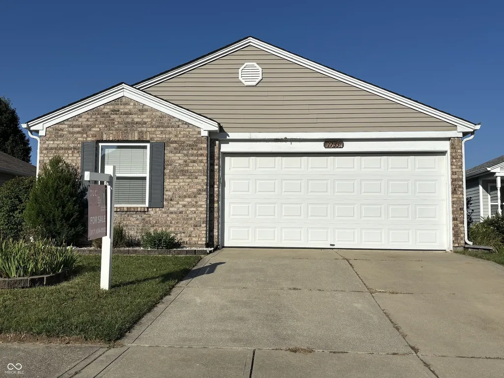 1733 Blue Grass Parkway Greenwood IN 46143