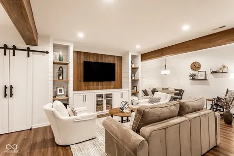 2591 Manigault Street Carmel IN 46032
