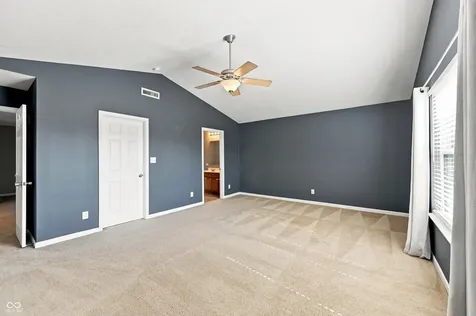 2732 Monarchy Lane Greenwood IN 46143