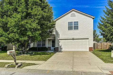 2732 Monarchy Lane Greenwood IN 46143
