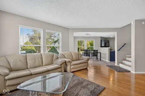 13971 Meadow Lake Fishers IN 46038