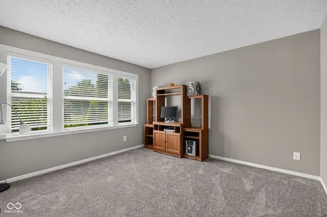 13971 Meadow Lake Fishers IN 46038