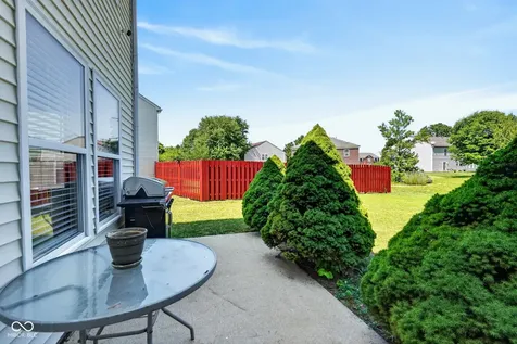 13971 Meadow Lake Fishers IN 46038