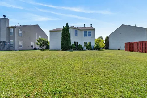 13971 Meadow Lake Fishers IN 46038