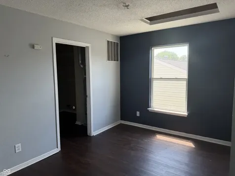 2525 Summerwood Lane Greenwood IN 46143