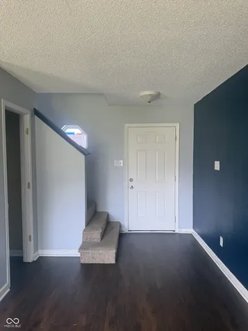 2525 Summerwood Lane Greenwood IN 46143