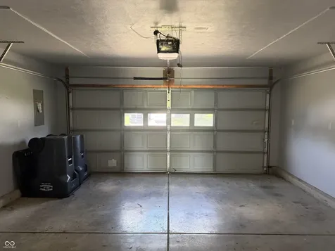 2525 Summerwood Lane Greenwood IN 46143