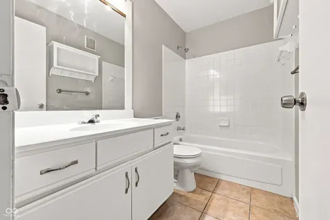 4351 Village Parkway Circle W Indianapolis IN 46254
