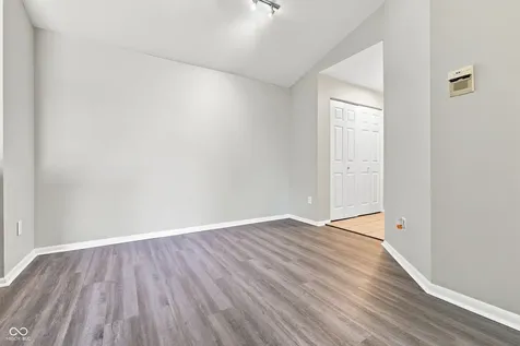 4351 Village Parkway Circle W Indianapolis IN 46254