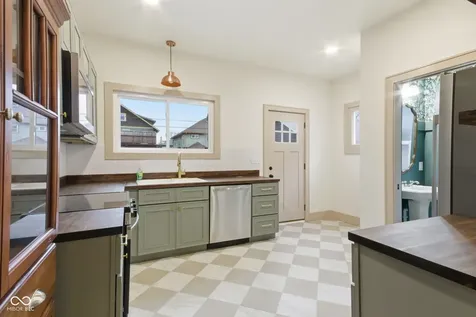 3244 Ruckle Street Indianapolis IN 46205