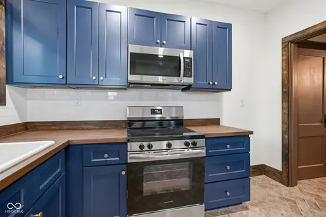 3244 Ruckle Street Indianapolis IN 46205