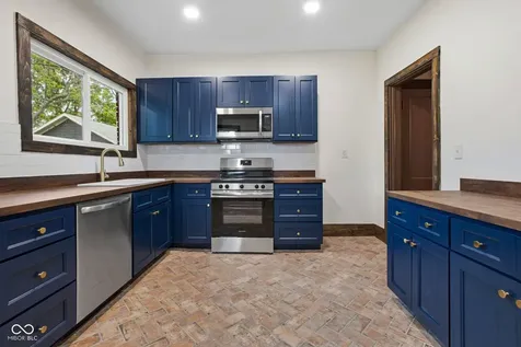 3244 Ruckle Street Indianapolis IN 46205