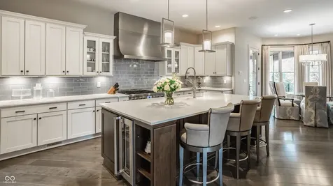 10748 English Oaks Drive Carmel IN 46032