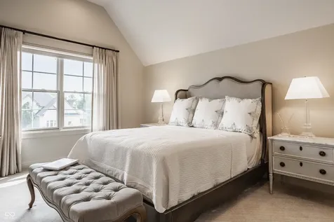 10748 English Oaks Drive Carmel IN 46032