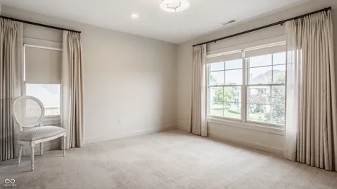 10748 English Oaks Drive Carmel IN 46032