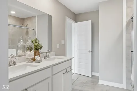 2068 Rowena Lane Westfield IN 46074