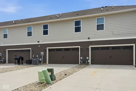 2068 Rowena Lane Westfield IN 46074