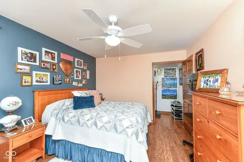 2038 Flamingo Way Franklin IN 46131