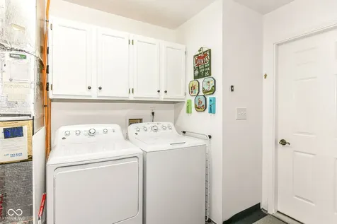 2038 Flamingo Way Franklin IN 46131