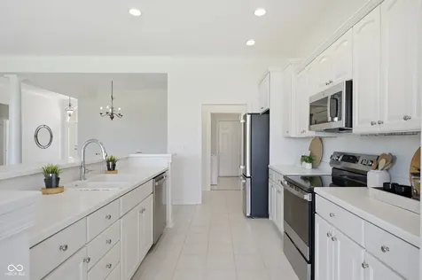 9012 Crystal Lake Drive Indianapolis IN 46240