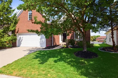 9012 Crystal Lake Drive Indianapolis IN 46240
