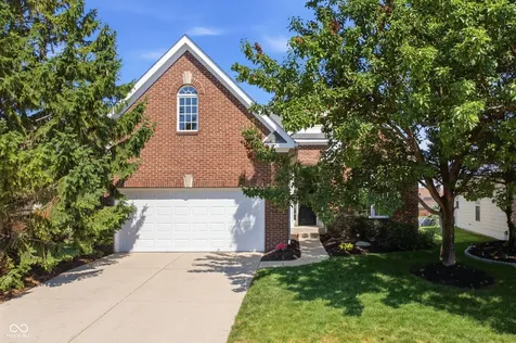 9012 Crystal Lake Drive Indianapolis IN 46240