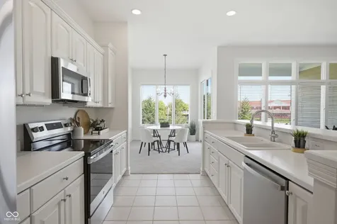 9012 Crystal Lake Drive Indianapolis IN 46240