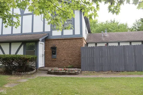 3744 Tudor Park Drive Indianapolis IN 46235