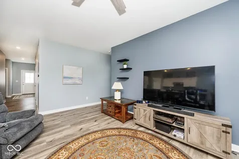 11754 Hartwell Street Indianapolis IN 46235