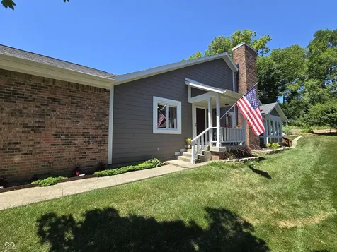 8198 Foxchase Circle Indianapolis IN 46256