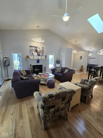 8198 Foxchase Circle Indianapolis IN 46256