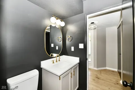4721 Charrington Circle Indianapolis IN 46254