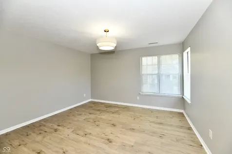 4721 Charrington Circle Indianapolis IN 46254