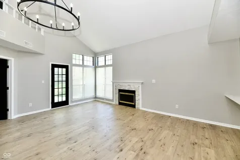 4721 Charrington Circle Indianapolis IN 46254