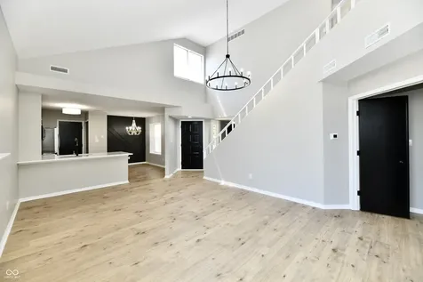 4721 Charrington Circle Indianapolis IN 46254