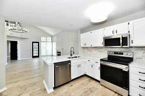 4721 Charrington Circle Indianapolis IN 46254