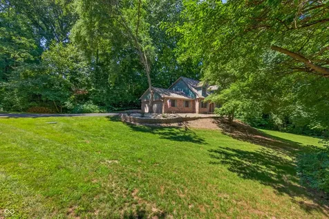 8206 Liberty Mooresville IN 46158