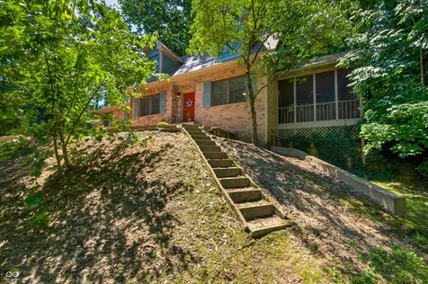 8206 Liberty Mooresville IN 46158