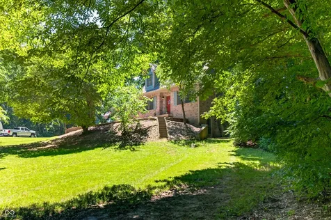 8206 Liberty Mooresville IN 46158