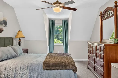 8206 Liberty Mooresville IN 46158