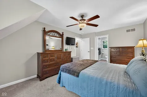 8206 Liberty Mooresville IN 46158