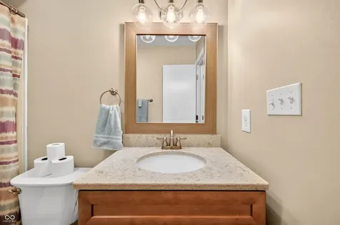 8206 Liberty Mooresville IN 46158
