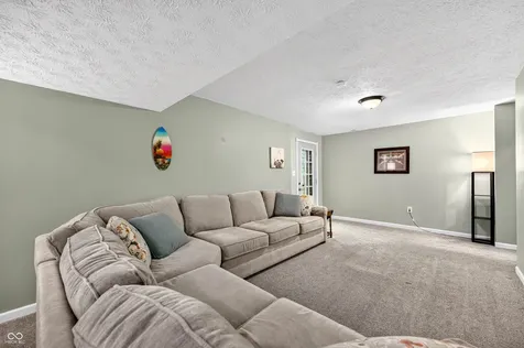 8206 Liberty Mooresville IN 46158
